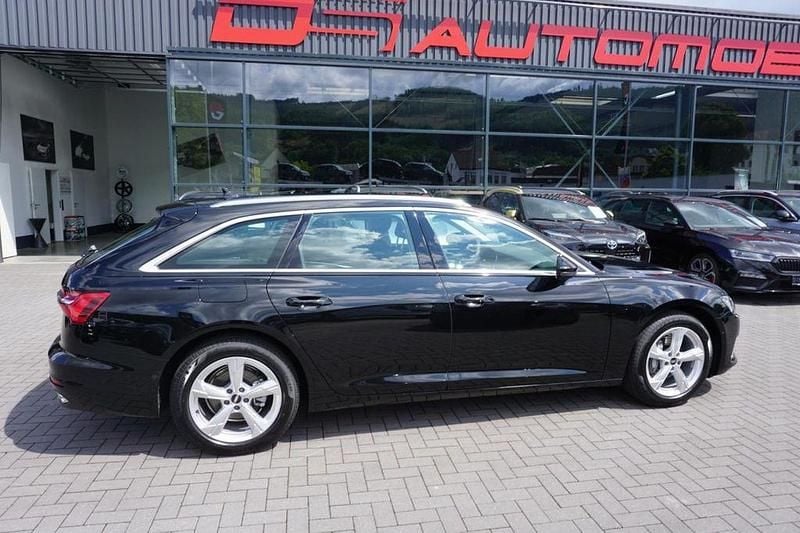 Gebraucht Audi A6 Sport 204 PS (150 kW) 2023 Mythosschwarz Kombi