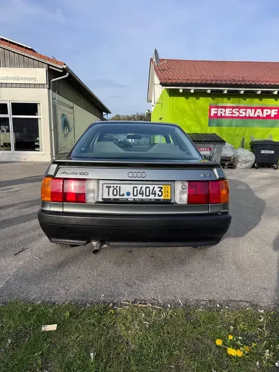 Occasion Audi 80 90 ch (66 kW) 1990 Gris Berline