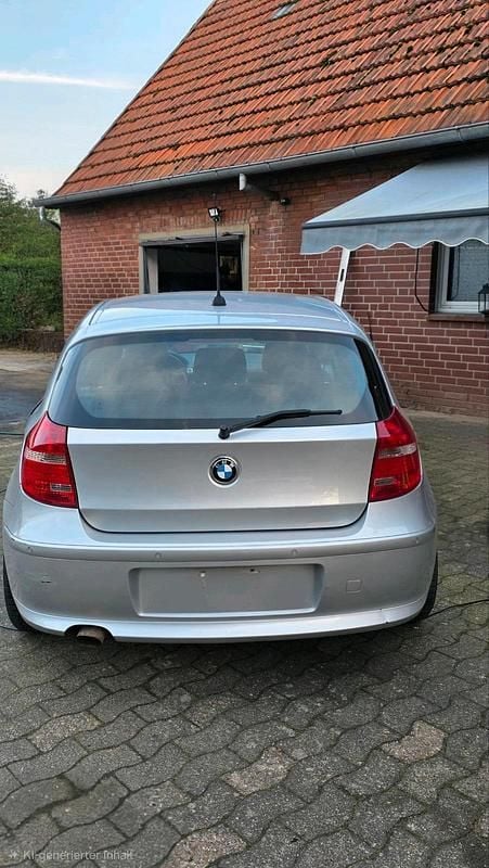 Usata BMW 118 143 CV (105 kW) 2010 Grigio Utilitaria