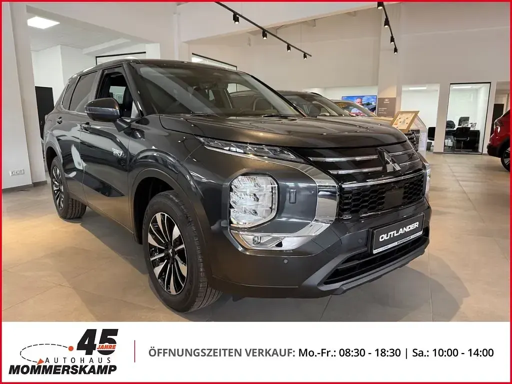 Neu Mitsubishi Outlander P-HEV Diamant Edition 306 PS (225 kW) 2026 Weiss SUV