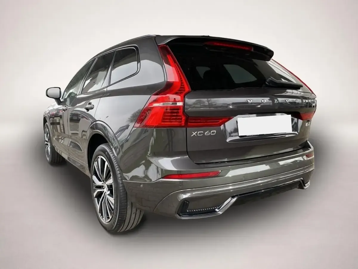Gebraucht Volvo XC60 Ultimate 197 PS (144 kW) 2023 Manufacturer SUV