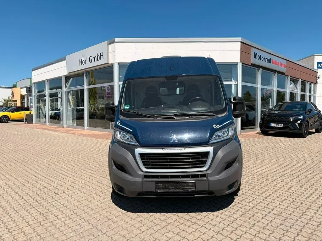 Gebraucht Peugeot Boxer Premium 131 PS (96 kW) 2018 Blau Van