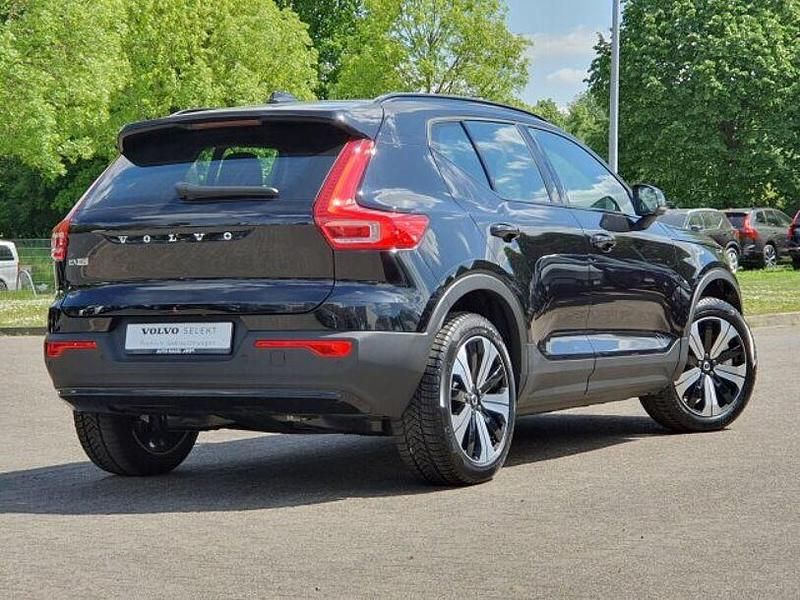 Gebraucht Volvo EX40 Plus 175 kW (238 PS) 2024 Onyx black / SUV