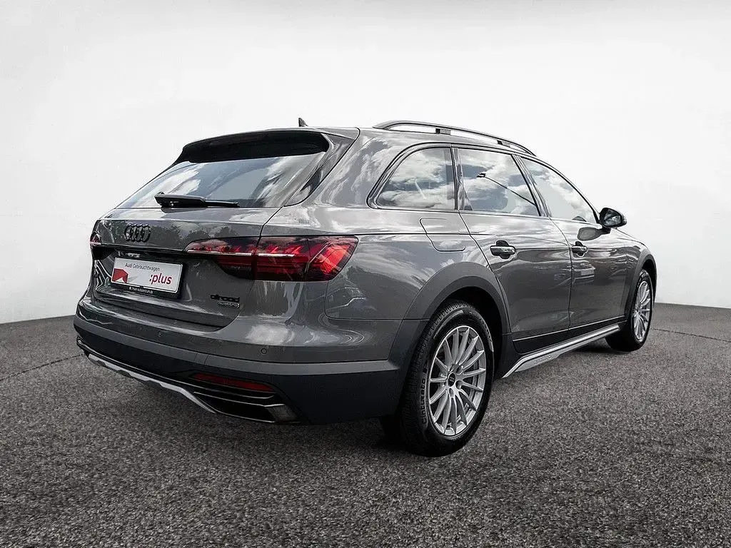 Gebraucht Audi A4 Allroad Design 265 PS (194 kW) 2023 Chronosgrau metallic Kombi