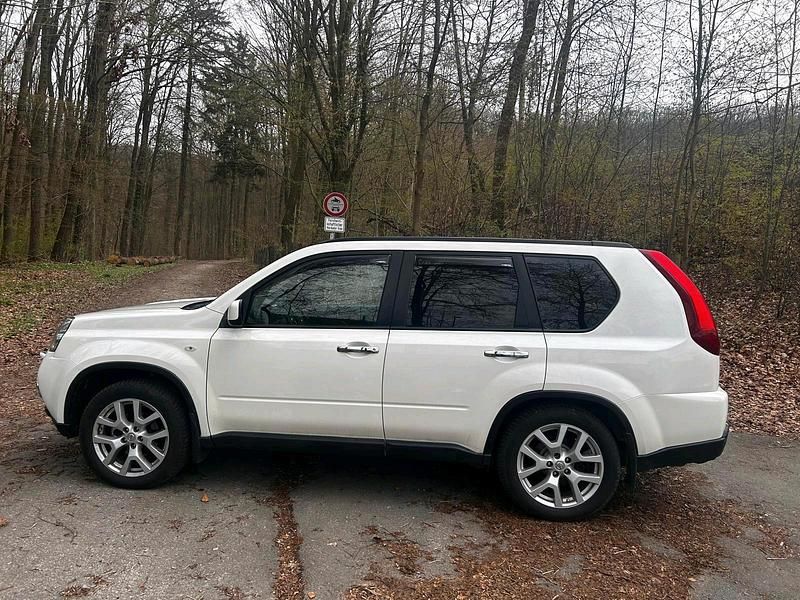 Gebraucht Nissan X-Trail 150 PS (110 kW) 2012 Weiß SUV
