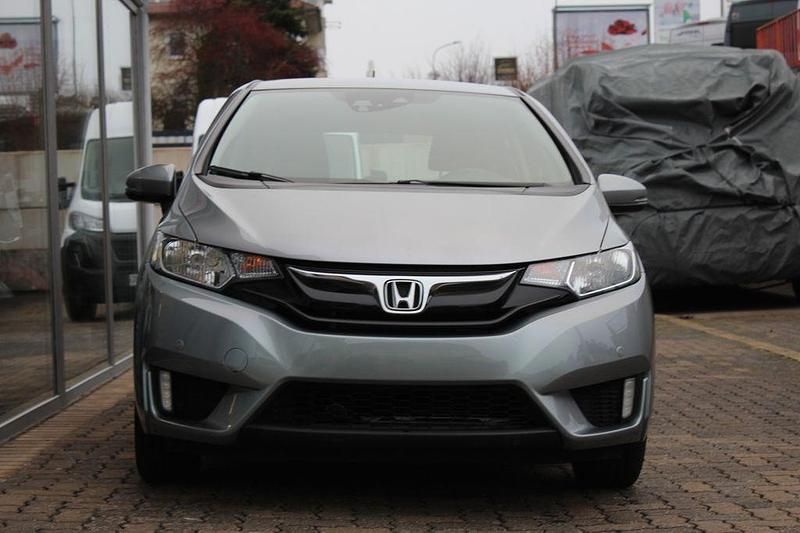Gebraucht Honda Jazz Comfort 102 PS (75 kW) 2016 Silber Kleinwagen