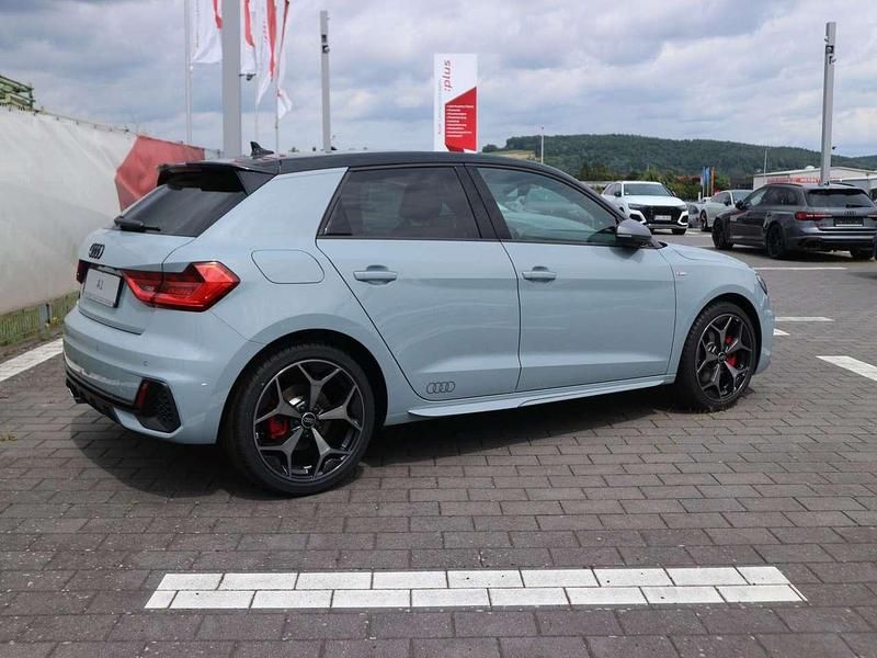 Neu Audi A1 S-Line 207 PS (152 kW) 2025 Pfeilgrau perleffekt Kleinwagen