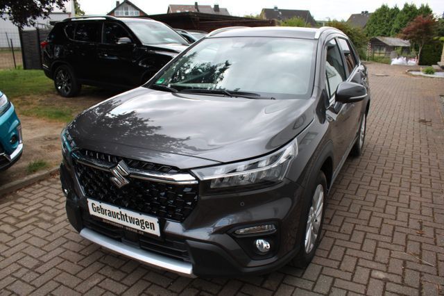 Grau Gebraucht 2022 Suzuki SX4 S-Cross Comfort SUV | 22.995 € (Fairer Preis) - Bild 1/4