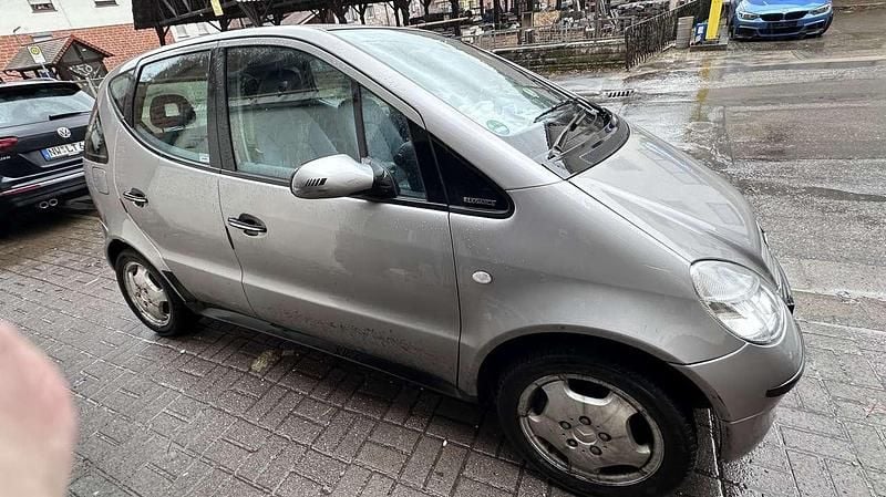 Gebraucht Mercedes B160 102 PS (75 kW) 1999