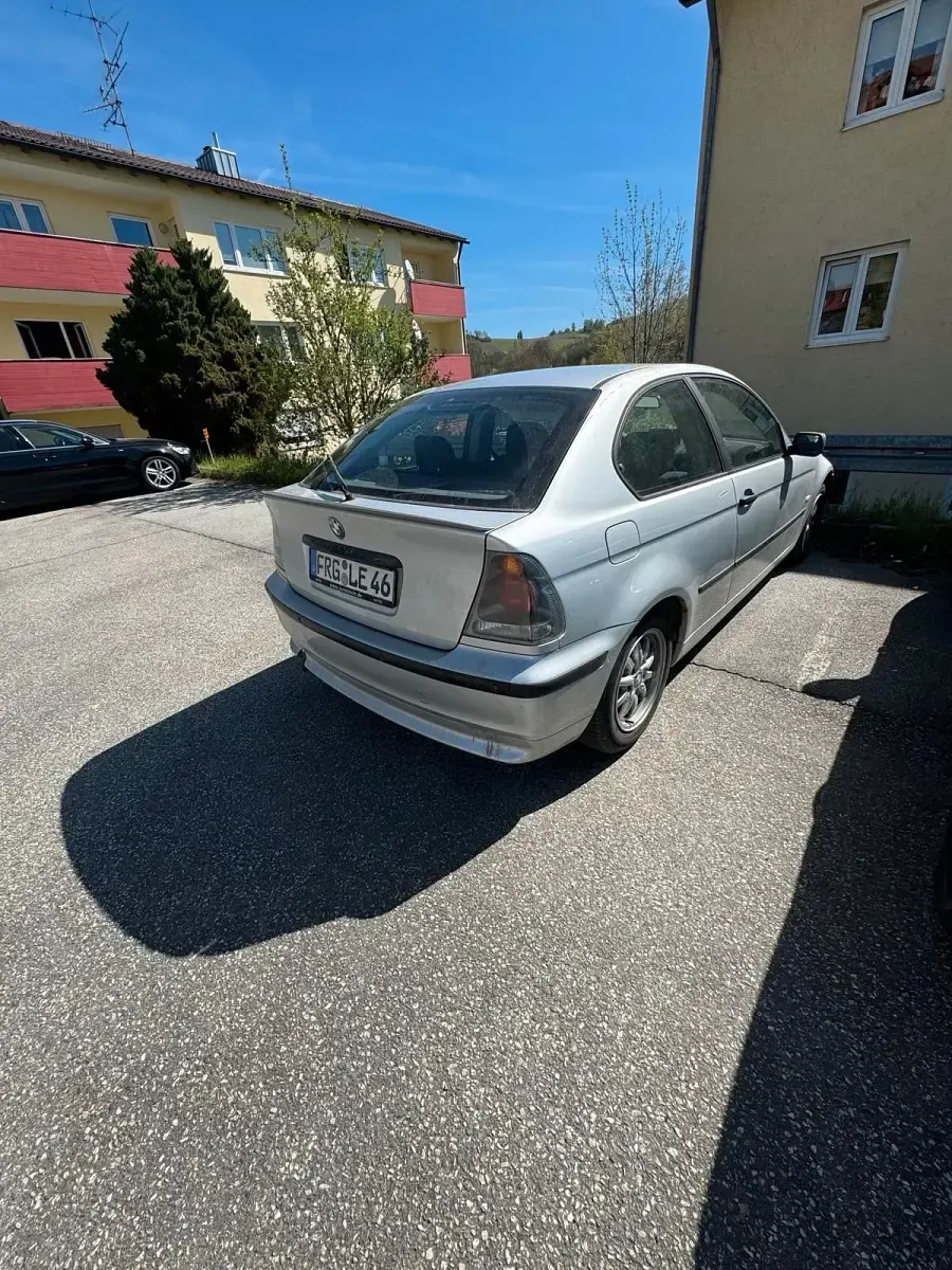 Brugt BMW 316 116 HK (85 kW) 2001 Sølv Coupe
