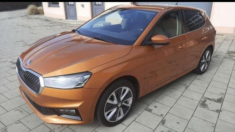 Orange Gebraucht 2022 Skoda Fabia Style Limousine | 16.500 € (Guter Preis) - Bild 1/4