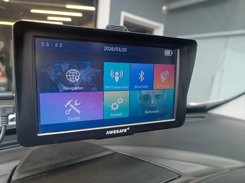 Gebraucht Opel Combo Edition 90 PS (66 kW) 2014 Weiß Van / Kleinbus