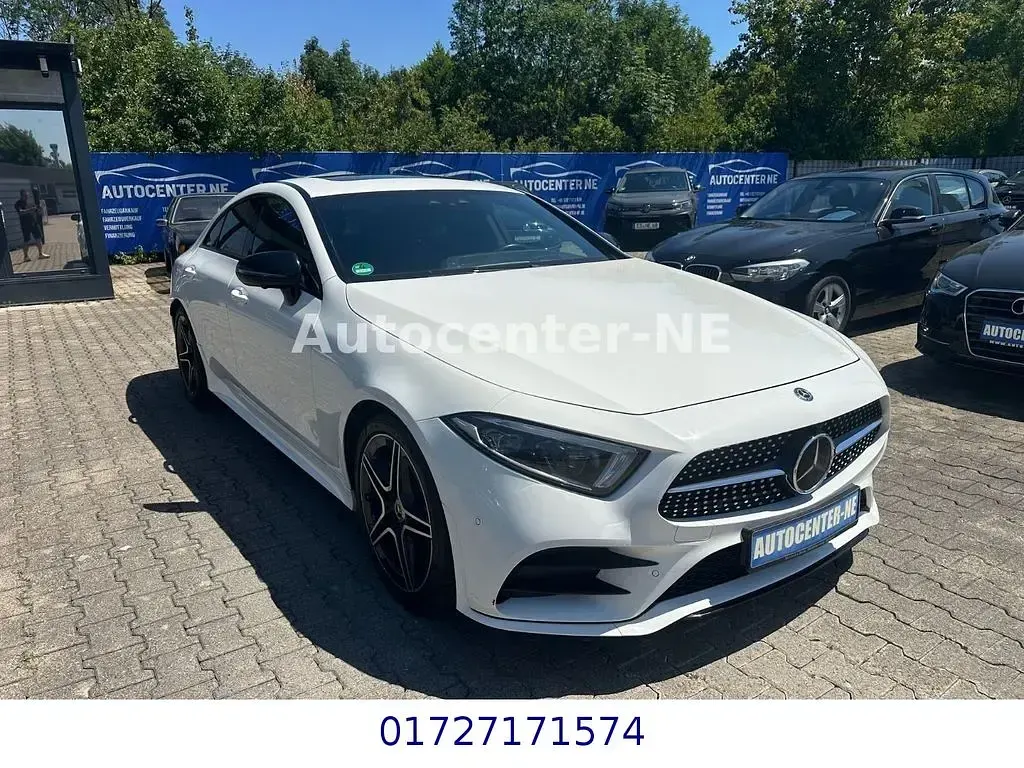 Gebraucht Mercedes CLS300 AMG line 245 PS (180 kW) 2019 Weiß Coupé