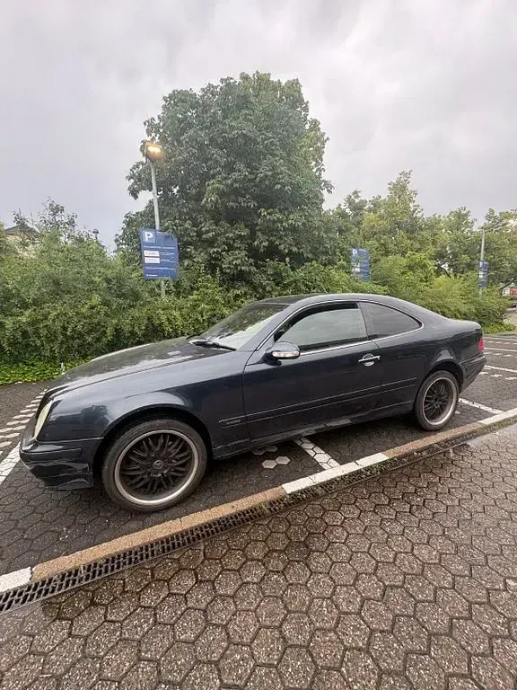 Gebraucht Mercedes CLK230 Elegance 197 PS (144 kW) 2000 Coupé