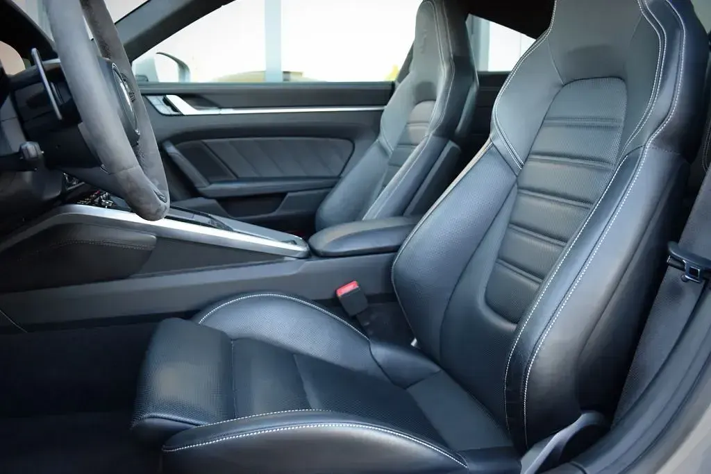 Gebraucht Porsche 992 581 PS (427 kW) 2021 Grau Coupé