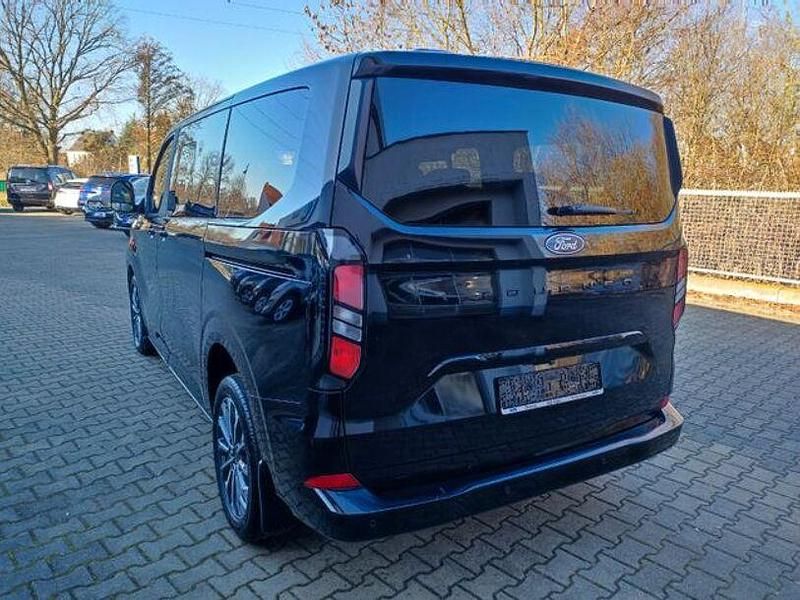 Gebraucht Ford Tourneo Custom Titanium 170 PS (125 kW) 2025 Schwarz Van