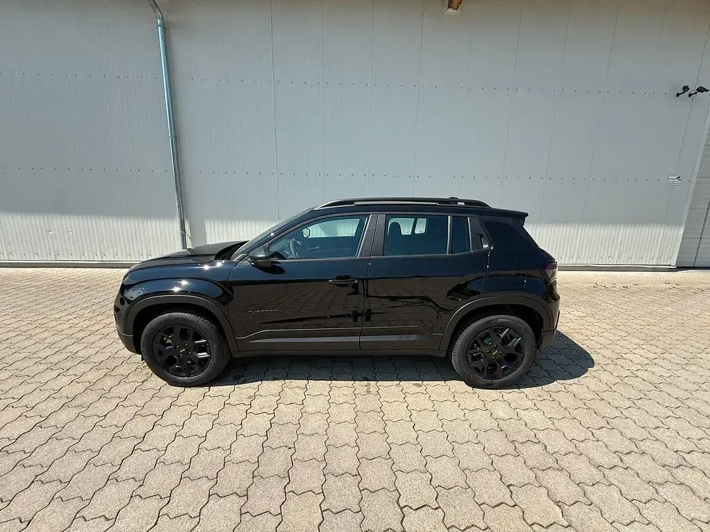 Neu Jeep Avenger 145 PS (106 kW) 2026 Schwarz SUV