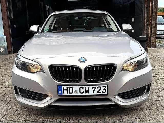 Silber Gebraucht 2015 BMW 218 Performance Coupé | 13.290 € (Guter Preis) - Bild 1/4