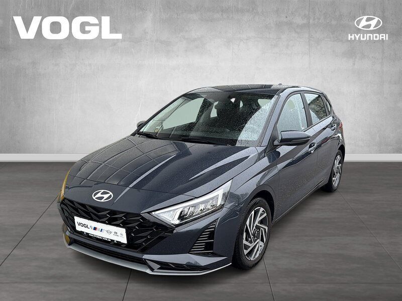 Aurora grey / met Gebraucht 2024 Hyundai i20 Trend Limousine | 17.840 € (Fairer Preis) - Bild 1/4