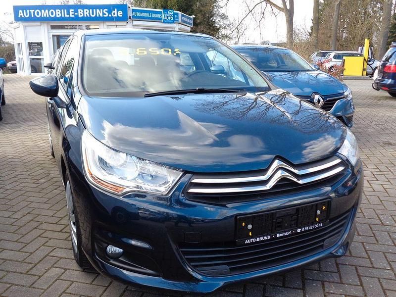 Gebraucht Citroën C4 Attraction 95 PS (69 kW) 2013 Limousine