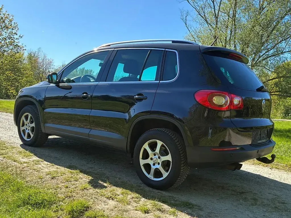 Gebraucht VW Tiguan Sport 170 PS (125 kW) 2009 Schwarz SUV