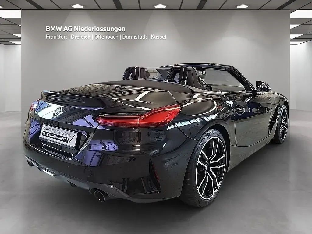 Gebraucht BMW Z4 Performance 258 PS (189 kW) 2023 Schwarz Cabrio