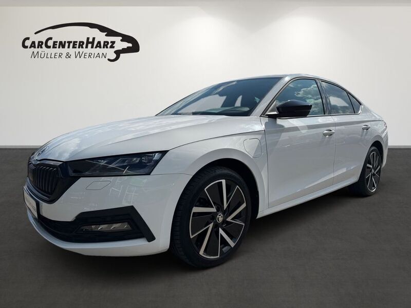 Weiß Gebraucht 2022 Skoda Octavia Style Limousine | 25.100 € (Fairer Preis) - Bild 1/4