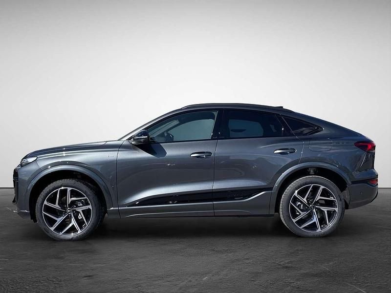 Neu Audi e-tron Business 314 kW (428 PS) 2026 Daytonagrau perleffekt SUV