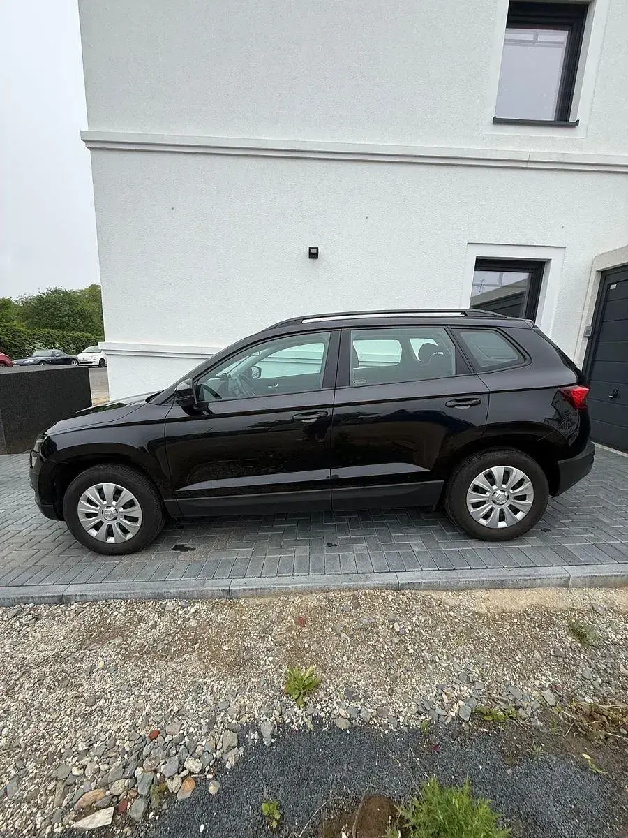 Gebraucht Skoda Karoq Active 119 PS (87 kW) 2020 Schwarz SUV