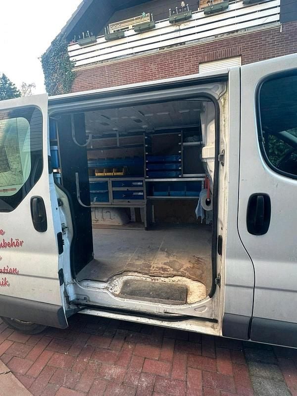 Occasion Renault Trafic 90 ch (66 kW) 2008 Blanc Monospace