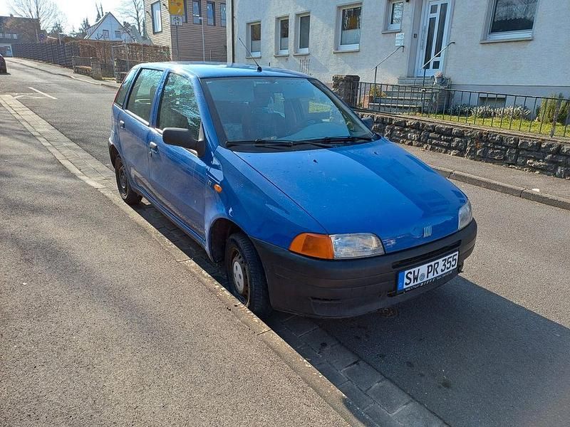 Blau Gebraucht 1996 Fiat Punto S Kleinwagen | 1.000 € (Fairer Preis) - Bild 1/4