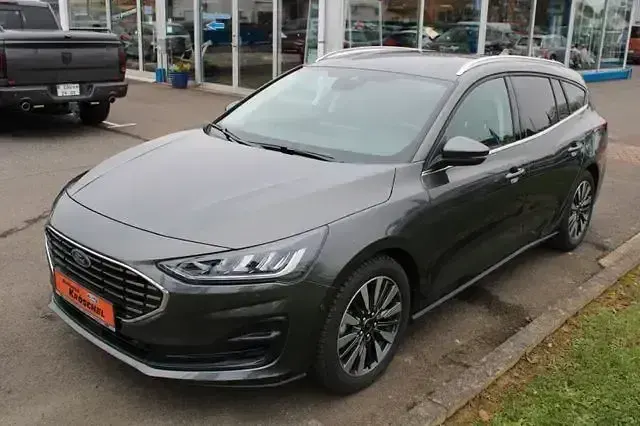 Gebraucht Ford Focus Titanium X 116 PS (85 kW) 2023 Grau Limousine