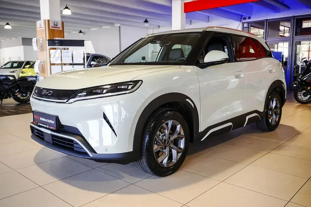 Neu BYD Atto 2 Comfort 150 kW (204 PS) 2026 Grün SUV