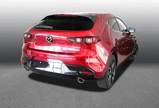 Używany Mazda 3 Exclusive 186 KM (136 kW) 2024 Czerwony Sedan/Limuzyna