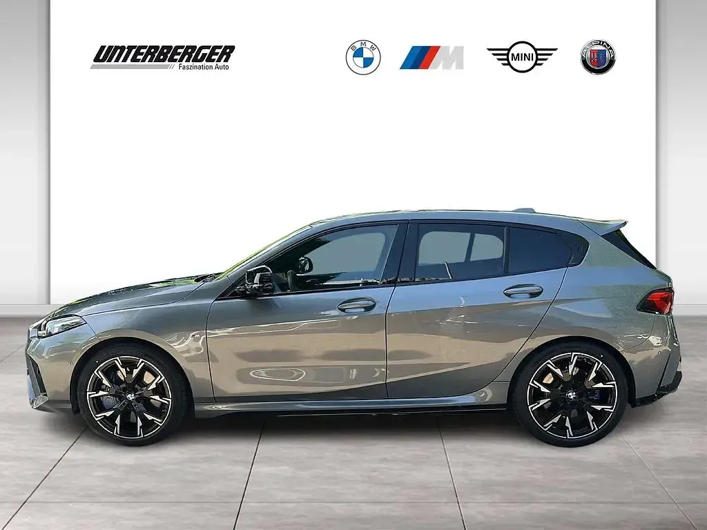 Gebraucht BMW M135 Performance 300 PS (220 kW) 2025 Grau Kleinwagen