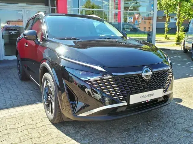 Gebraucht Nissan Qashqai N-Connecta 158 PS (116 kW) 2024 Pearl black SUV