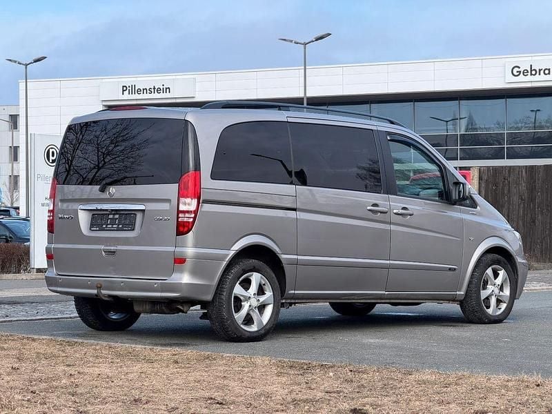 Gebraucht Mercedes Viano Edition 224 PS (164 kW) 2011 Silber Van / Kleinbus