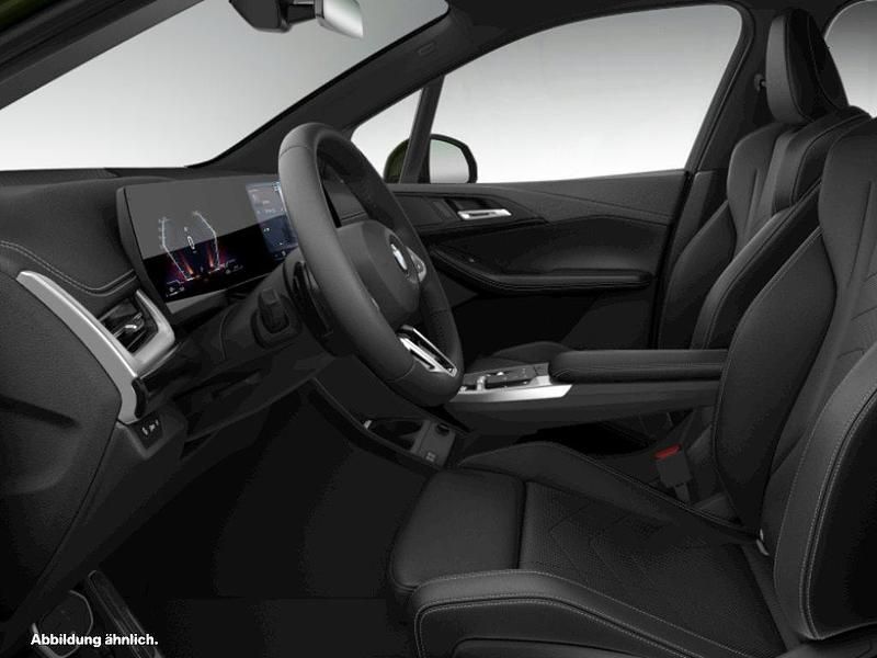 Gebraucht BMW 220 Active Tourer M Sport 156 PS (114 kW) 2025 Grün Van / Kleinbus