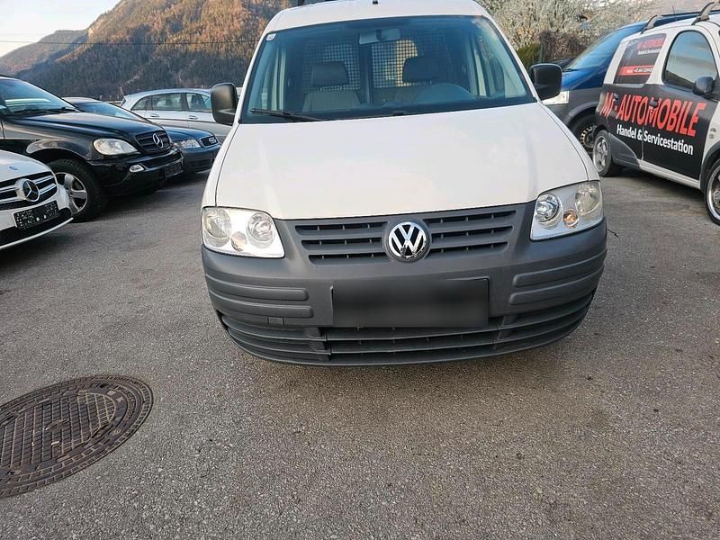Usado VW Caddy 105 CV (77 kW) 2009 Blanco Monovolumen