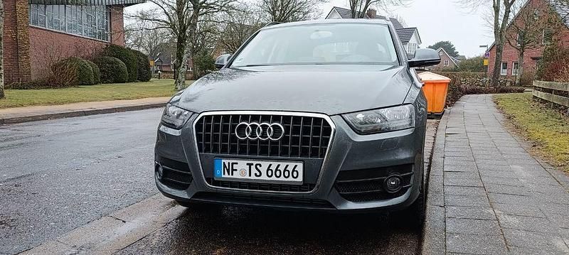 Gebraucht Audi Q3 140 PS (102 kW) 2013 Grau SUV