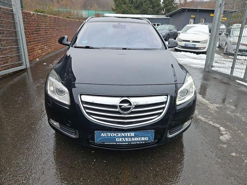 Gebraucht Opel Insignia Innovation 140 PS (102 kW) 2011 Schwarz Kombi