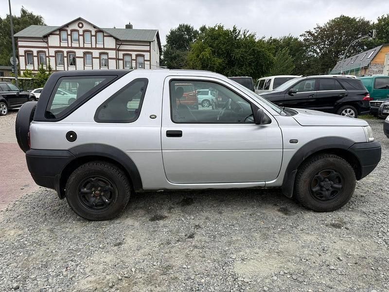 Gebraucht Land Rover Freelander 117 PS (86 kW) 2003 Silber SUV