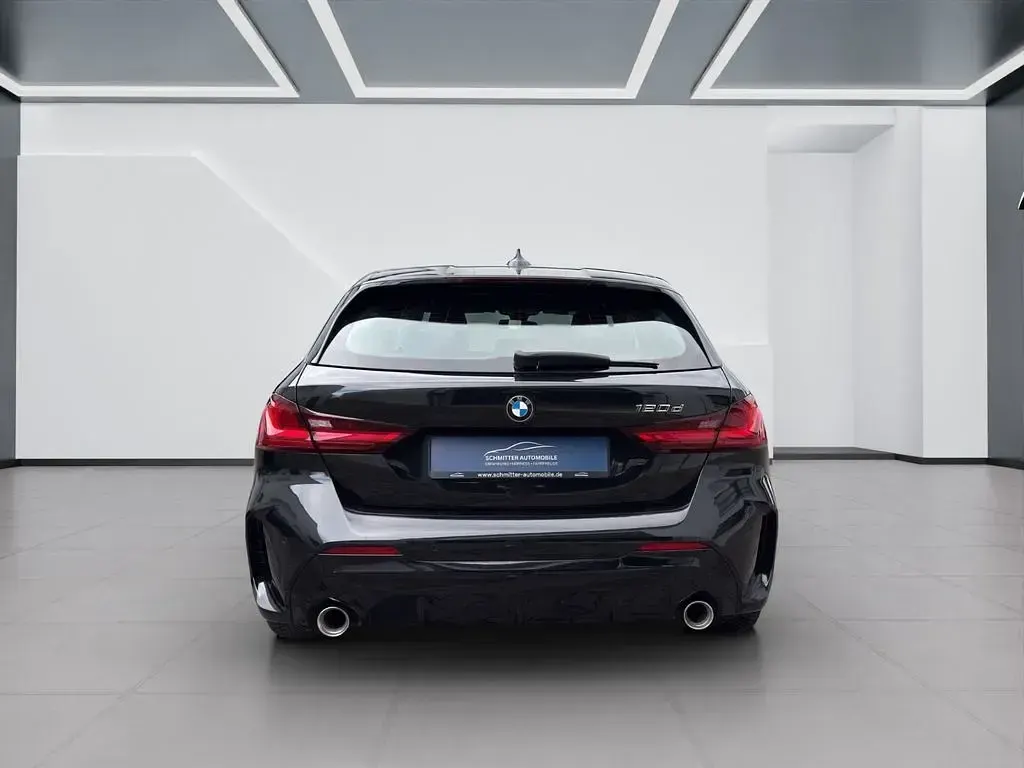 Gebraucht BMW 120 M Sport 190 PS (139 kW) 2023 Schwarz Limousine