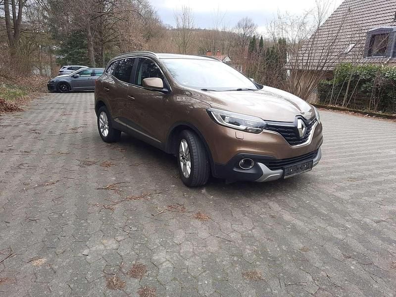 Gebraucht Renault Kadjar XMOD 131 PS (96 kW) 2016 Braun SUV