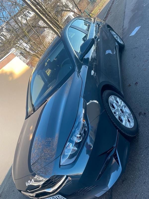 Gebraucht Kia Ceed 103 PS (75 kW) 2025 Grau Kleinwagen
