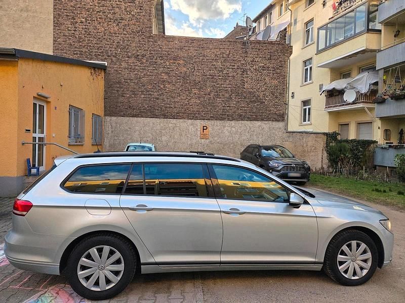 Gebraucht VW Passat 150 PS (110 kW) 2015 Kombi