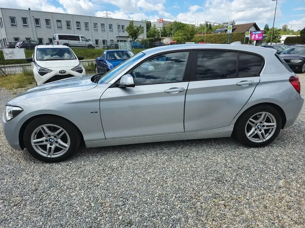 Używany BMW 116 Efficient Dynamics 116 KM (85 kW) 2012 Srebrny Hatchback