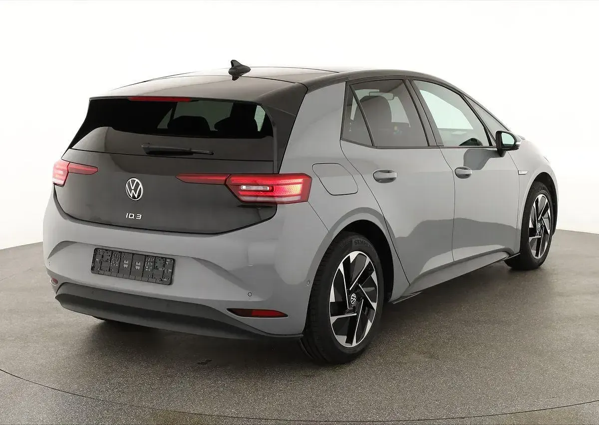 Gebraucht VW ID.3 IQ Drive 150 kW (204 PS) 2023 Mondsteingrau / dach schwarz Kleinwagen