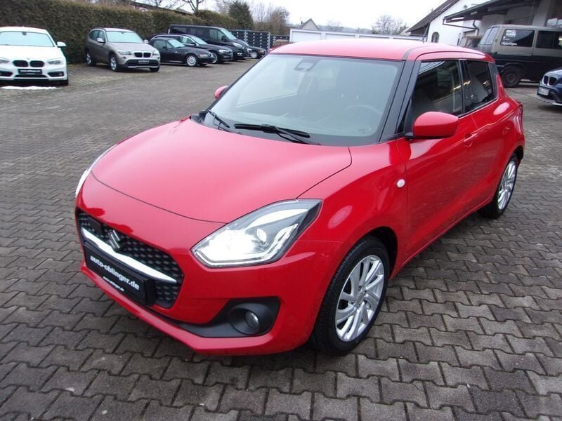 Rot Gebraucht 2021 Suzuki Swift Comfort Limousine | 12.895 € (Guter Preis) - Bild 1/4