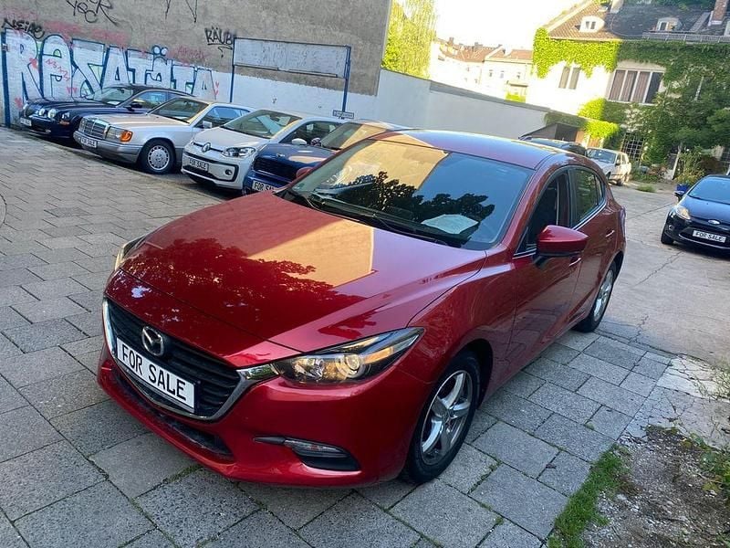 Rot Gebraucht 2018 Mazda 3 Prime-Line Limousine | 12.888 € (Fairer Preis) - Bild 1/4